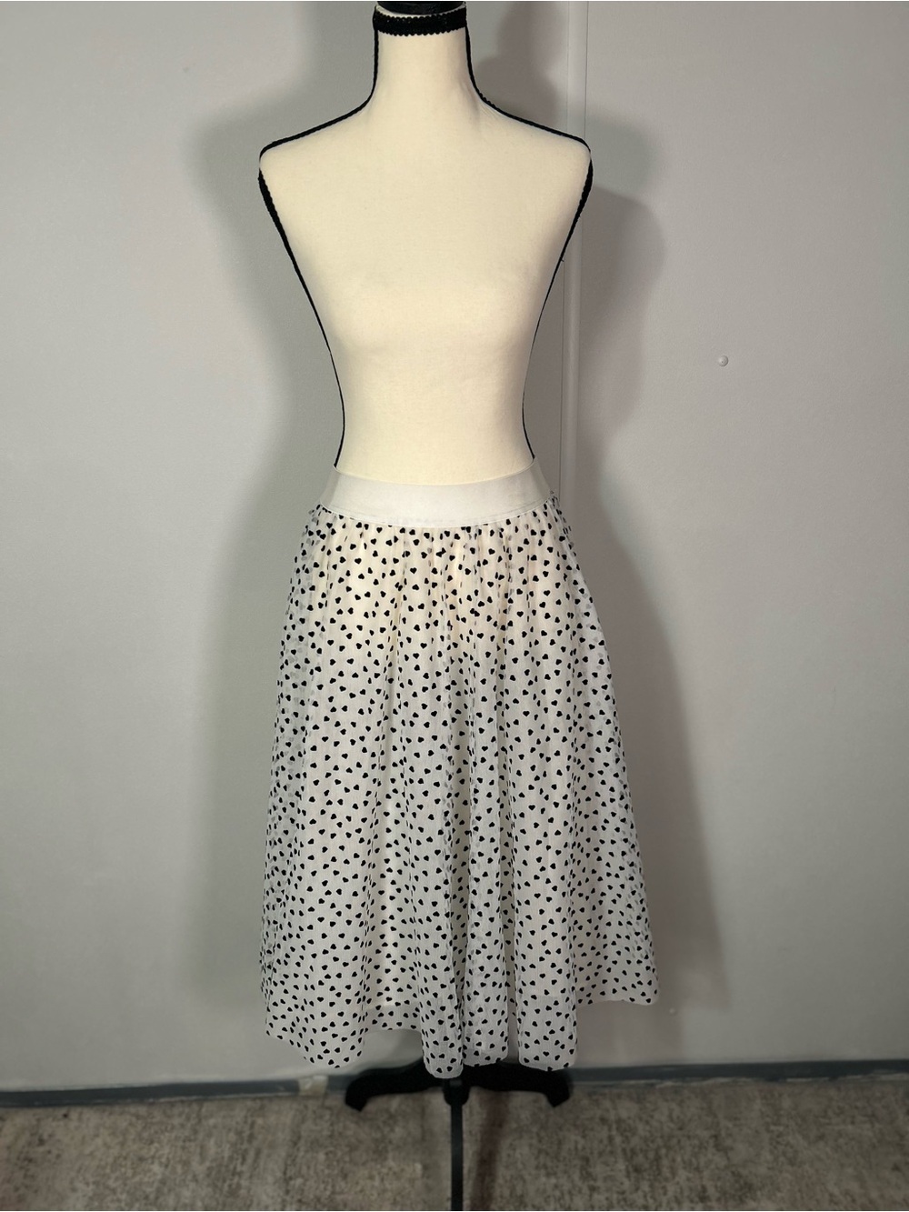 a new day White Midi Skirt with Black Heart Dots